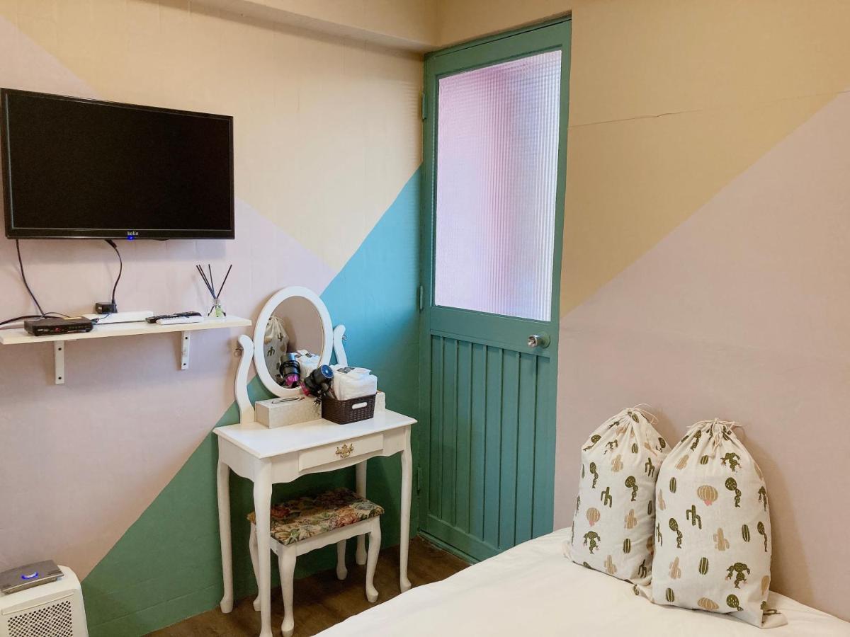 Apartament 台南富居tainan Fu House預訂後請主動聯繫做確認才保留訂房 Zewnętrze zdjęcie