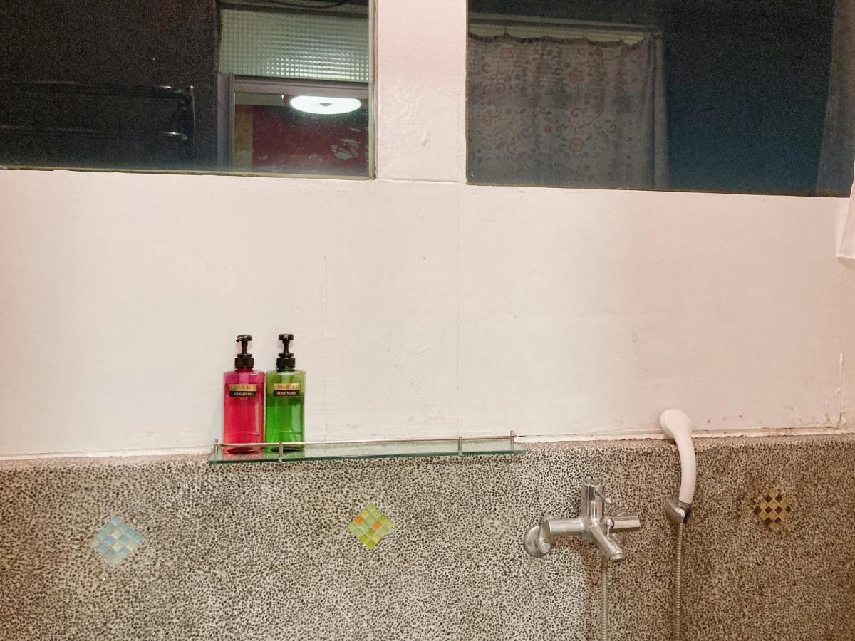 Apartament 台南富居tainan Fu House預訂後請主動聯繫做確認才保留訂房 Zewnętrze zdjęcie